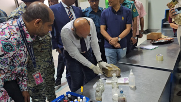 কোকেন জব্দ