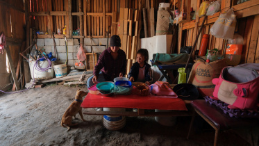 চলতি বছরেই প্রায় ৩৪ লাখ আর্জেন্টাইন দরিদ্র হয়েছেন। ছবি: রয়টার্স