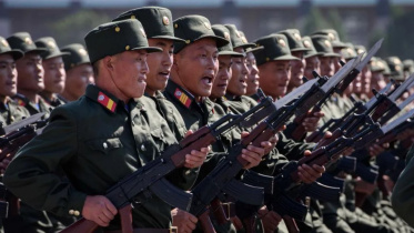 উত্তর কোরিয়ার সেনাবাহিনীর মহড়া। ফাইল ছবি: এএফপি