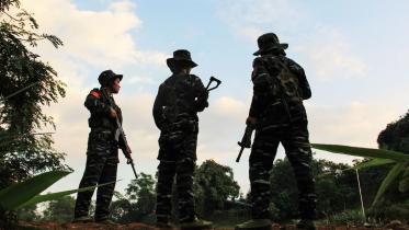আরাকান আর্মিতে অসংখ্য নারী সেনাও যোগ দিয়েছে। ফাইল ছবি: সংগৃহীত