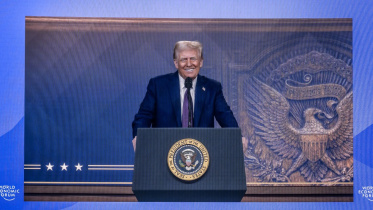 দাভোসে ভার্চুয়াল বক্তব্য দিচ্ছেন ট্রাম্প। ছবি: এএফপি