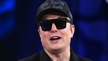 মার্কিন ধনকুবের ইলন মাস্ক। ছবি: এএফপি