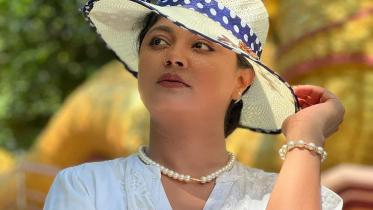 মৌসুমী হামিদ.jpg