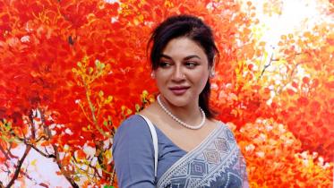 দর্শকনন্দিত অভিনেত্রী জয়া আহসান। ছবি: জয়া'র ভেরিফায়েড ফেসবুক পেজ থেকে সংগৃহীত