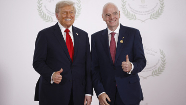 FIFA President Gianni Infantino (R) and US President Donald Trump 