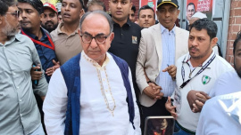 ঢাকা–৮ আসনে জয়ের ব্যাপারে ‘শতভাগ আশাবাদী’ বিএনপি মনোনীত প্রার্থী মির্জা আব্বাস। ছবি: স্টার