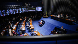 মার্কিন কংগ্রেসে সিনেটররা ভোট দিচ্ছেন। ফাইল ছবি: রয়টার্স