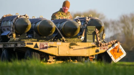 ইরান যুদ্ধে মার্কিন বাহিনী। 