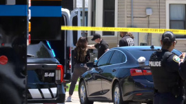 লুইজিয়ানায় বন্দুক হামলায় ৮ শিশু নিহতের পর পুলিশ ঘটনাস্থলে উপস্থিত হয়। ছবি: যুক্তরাষ্ট্রের স্থানীয় গণমাধ্যম থেকে সংগৃহীত