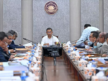 একনেক সভায় সভাপতিত্ব করেন প্রধানমন্ত্রী তারেক রহমান। ছবি: পিআইডি