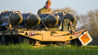 ইরান যুদ্ধে মার্কিন বাহিনী। 