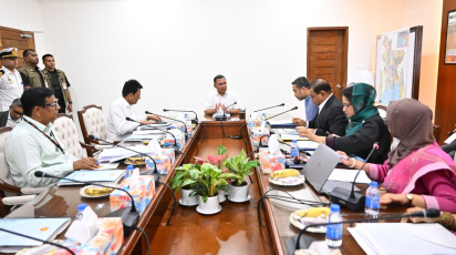 মেয়েদের পাশাপাশি ছেলেদের জন্যও মেধা ও যোগ্যতার ভিত্তিতে উপবৃত্তি দেওয়ার বিষয়ে বৈঠকে আলোচনা হয়।