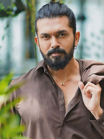 আরিফিন শুভ