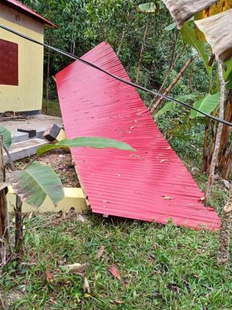 আশ্রয়নের ঘর.jpg