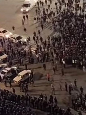 কিরগিজস্তানে বিদেশিদের বিরুদ্ধে সহিংসতা। ছবি: ইউএনবি